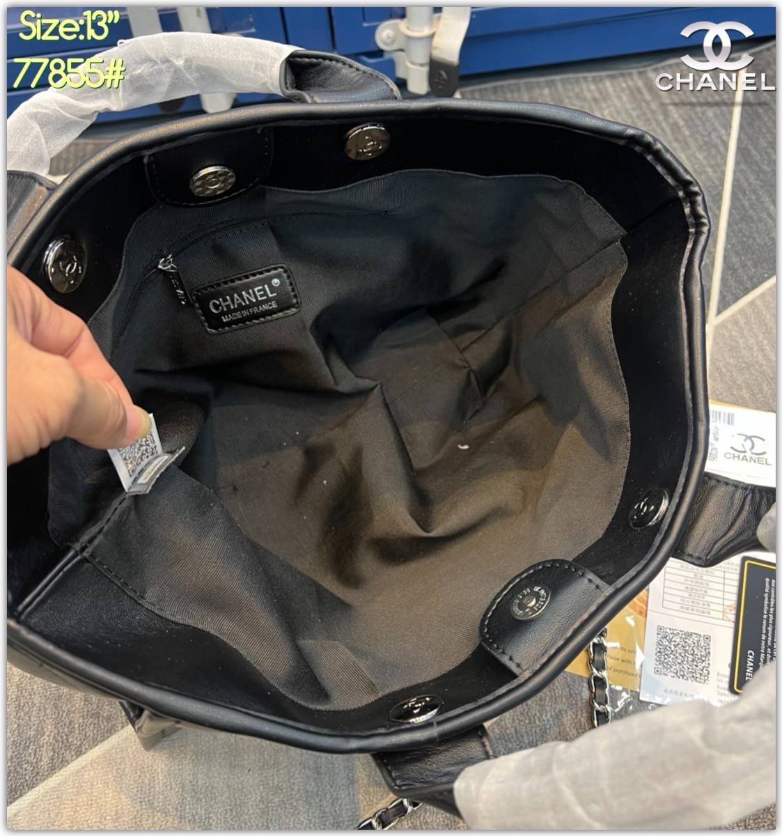CHANEL shopping bag / Chanel Tote Bag งานหนังทั้งใบ หน้าปักโลโก้ Chanel Paris สวยคลาสสิก ใช้งานได้หลายโอกาส ภายในโล่งกว้าง จุของได้เยอะ พร้อมส่งที่ไทย ภาพถ่ายจากงานขายจริง ใช้งานต่างประเทศได้