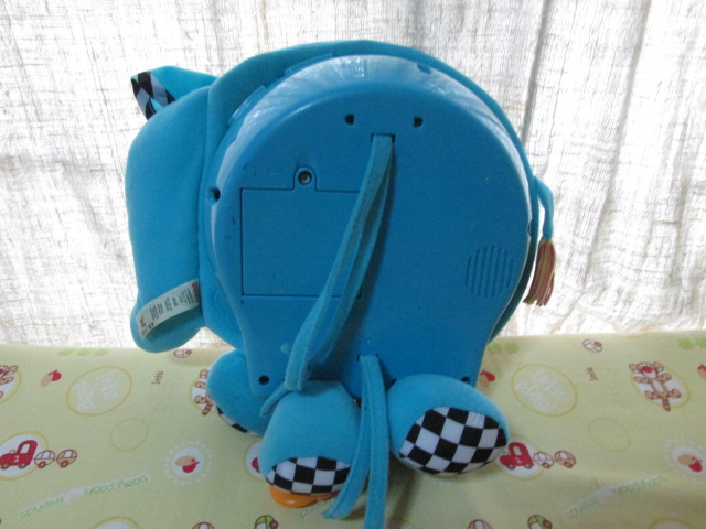 Fisher Price - Miracles & Milestones - Rhymes Go Round Mirror ของเล่นมือสอง