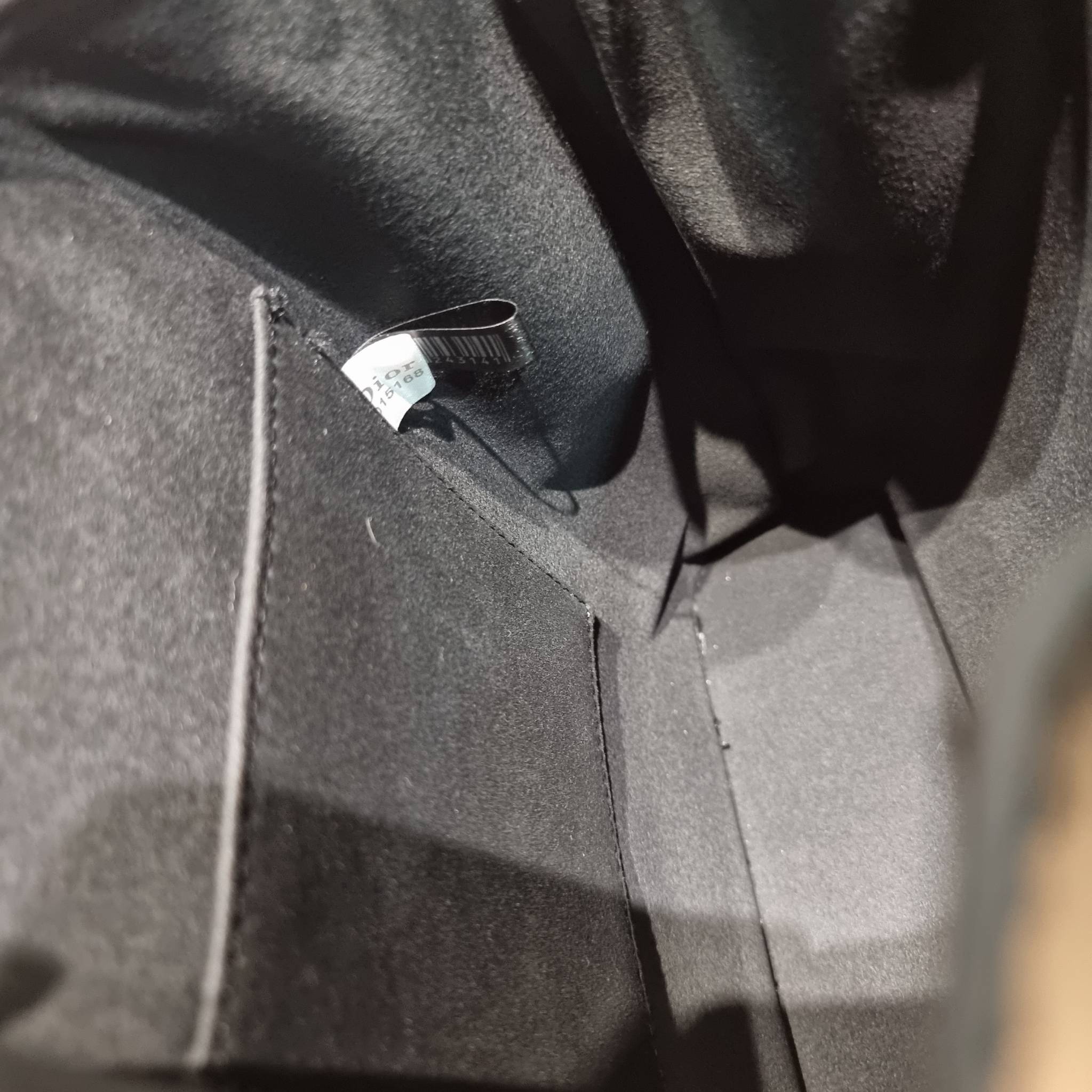 CD MEDIUM C'EST BAG 25cm / Dior bucket bag พร้อมส่ง กระเป๋าสะพายสุดคลาสสิค ดีไซน์หรู มีดีเทลสวยไม่ซ้ำใคร อะไหล่ออกแบบมาเป็นตัวซีดี