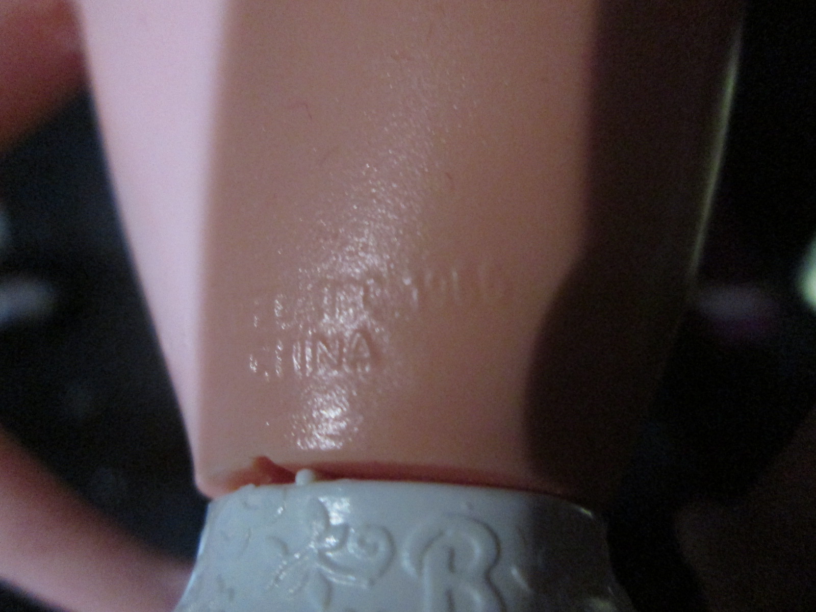 Barbie Holiday Vintage from 1996 ตุ๊กตาบาร์บี้แท้มือสองสภาพดี