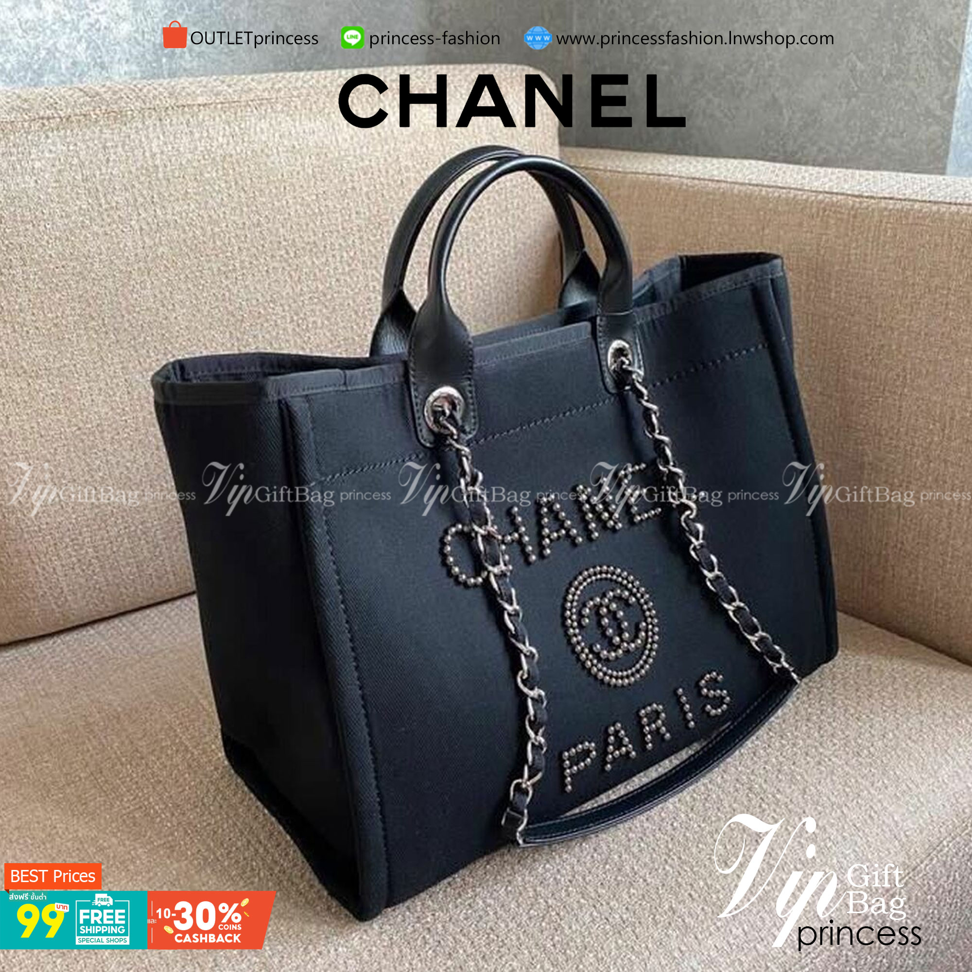 Chanel Shopping Bag VIP Gift denim canvas and leather กระเป๋าผ้าแคสวาส งานปักมุกหรูหรามาก เกินเรื่องมาก ดูแพงสุด!! งานแพงงานสวยจ้า ใบใหญ่จุใจใส่ของได้เยอะ ตามคำเรียกร้อง ถือชิคๆๆ เหมาะกับSummerสุดๆ มีใบเดียวจบ สวยหรูคุณนายสุดๆเลิศมากค่า