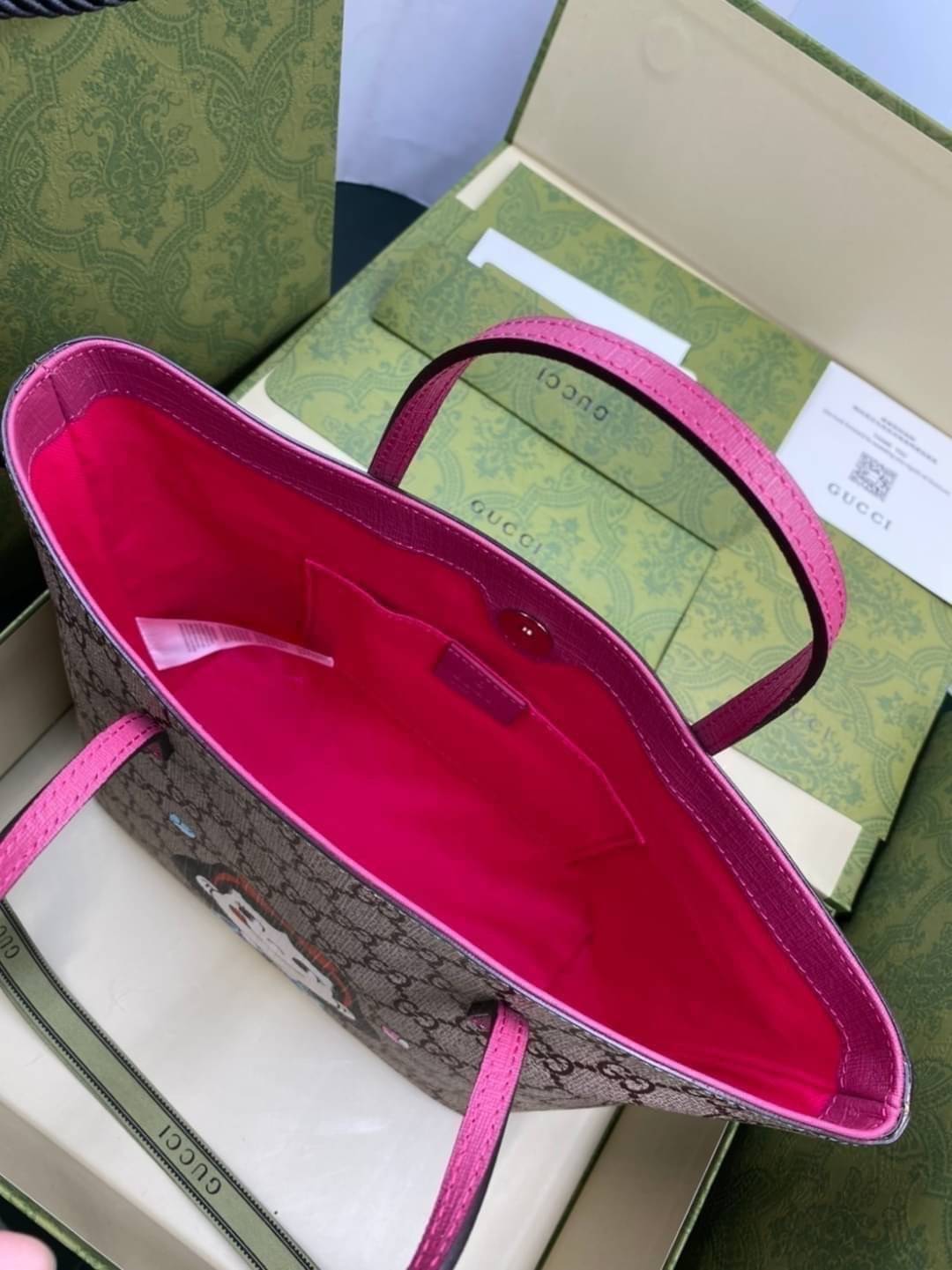 VIP 】Animal-Friendly Gucci Kid Tote Bag งานหนังแท้ทรงตั้งสวย ขนาดกะทัดรัด จุของได้เยอะ ใช้ได้ทั้งเด็กและผู้ใหญ่ น่ารักมากค่ะ **รุ่นขายดีตลอดกาล**