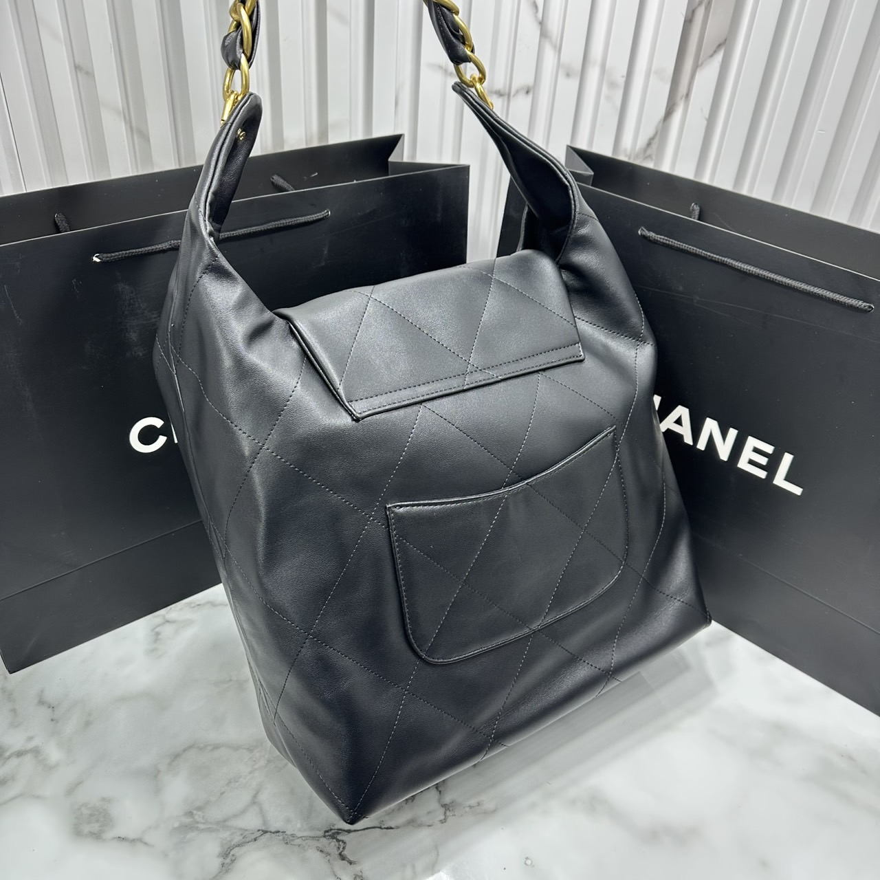 ORI หนังแท้ | CHANEL Large Hobo Bag กระเป๋าสะพายทรงโฮโบใบใหญ่ ภายในโล่งกว้างจุของได้เยอะ มาพร้อมใบเล็กสะดวกใช้งาน รุ่นใหม่สําหรับ Fall 2025