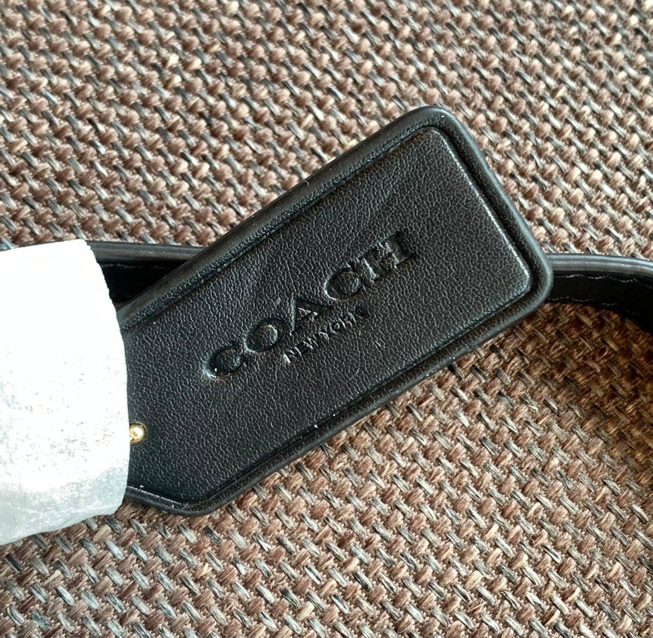 COACH KLEO HOBO BAG ((C7257//C6809//C6807)) พร้อมส่ง คุณภาพเกินเบอร์เลยจ้าา จำนวนจำกัด! กระเป๋าคล้องไหล่หรือสะพายข้างได้ Hobo รุ่นใหม่ล่าสุด ดีไซด์รูปทรงให้ดูเรียลขึ้น หนังแท้นิ่มสวย เปิดปิดกระเป๋าแบบซิปมีหนังห้อยลงมา ภายในกระเป๋าสามารถใส่กระเป๋าเงินใบยาว