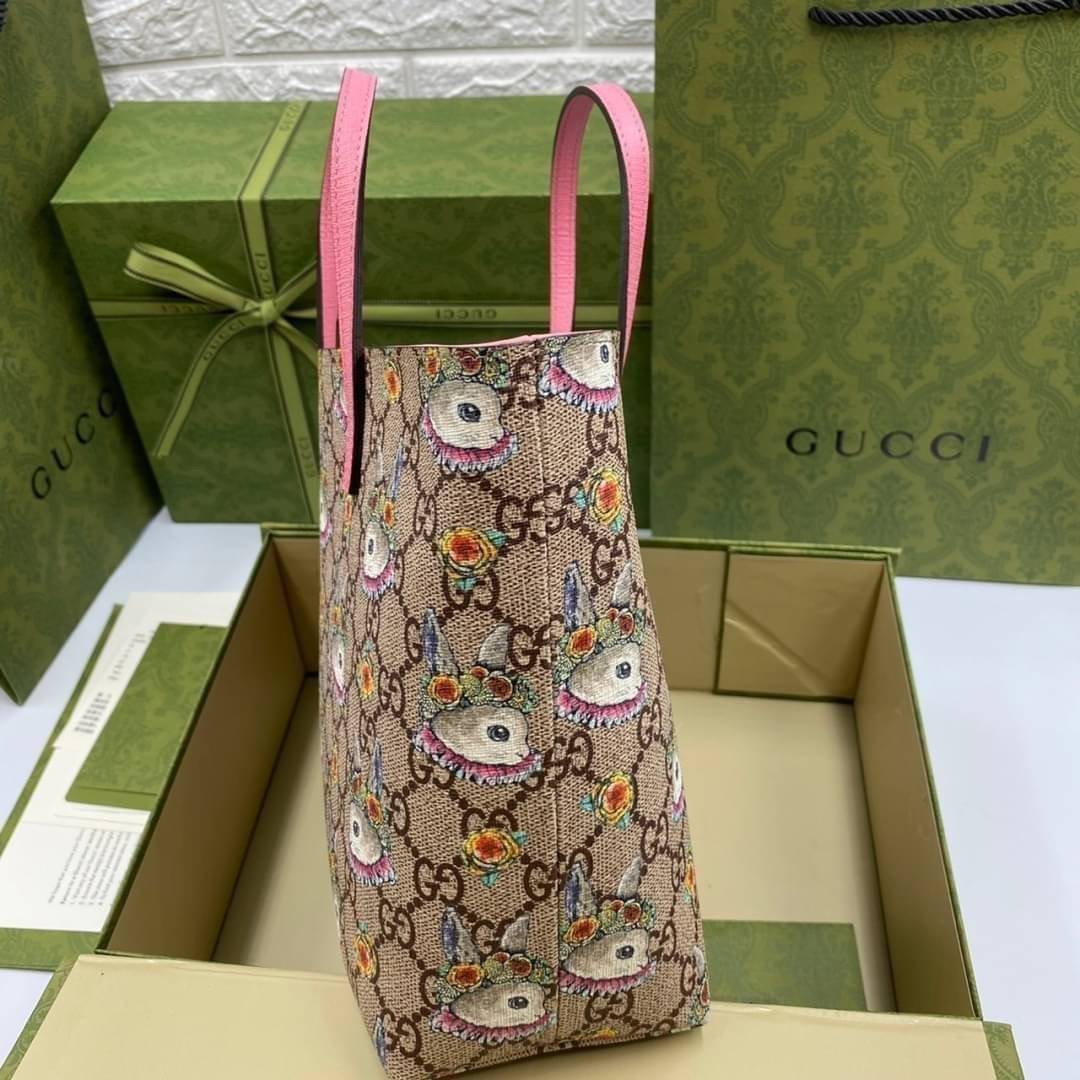 VIP 】Animal-Friendly Gucci Kid Tote Bag งานหนังแท้ทรงตั้งสวย ขนาดกะทัดรัด จุของได้เยอะ ใช้ได้ทั้งเด็กและผู้ใหญ่ น่ารักมากค่ะ **รุ่นขายดีตลอดกาล**