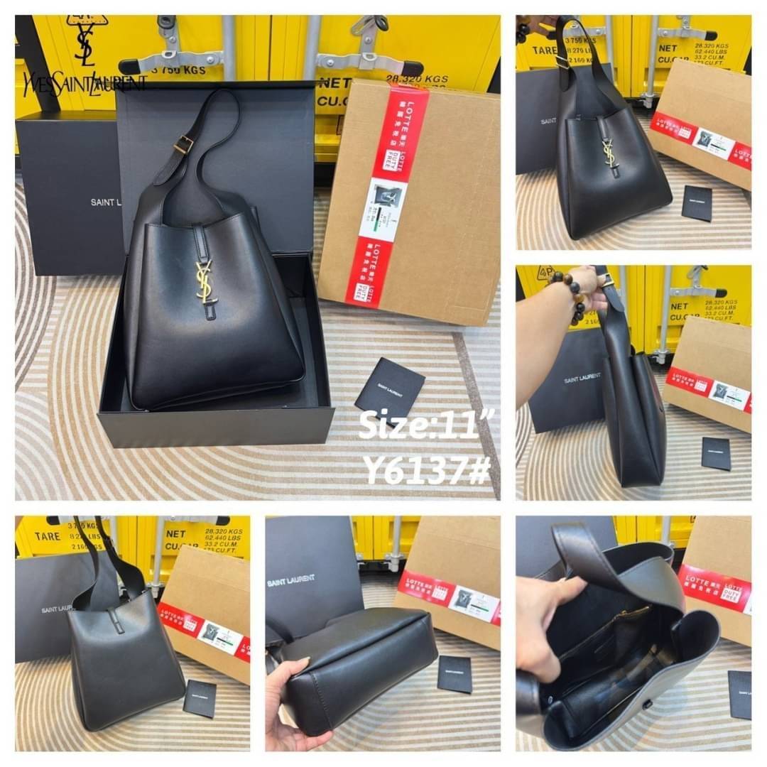 YSL Le 5 à 7 supple leather hobo bag รุ่นยอดฮิต ที่ใครๆก็ต้องมีครอบครอง กับกระเป๋าสะพายทรงโฮโบ หนังเรียบสวยมาก ขนาด 11" จุของได้สบายๆ สวยฟาดมากๆ ดาเมจคือร้อนฉ่าสุดๆ! ดีไซน์สุดคลาสสิค