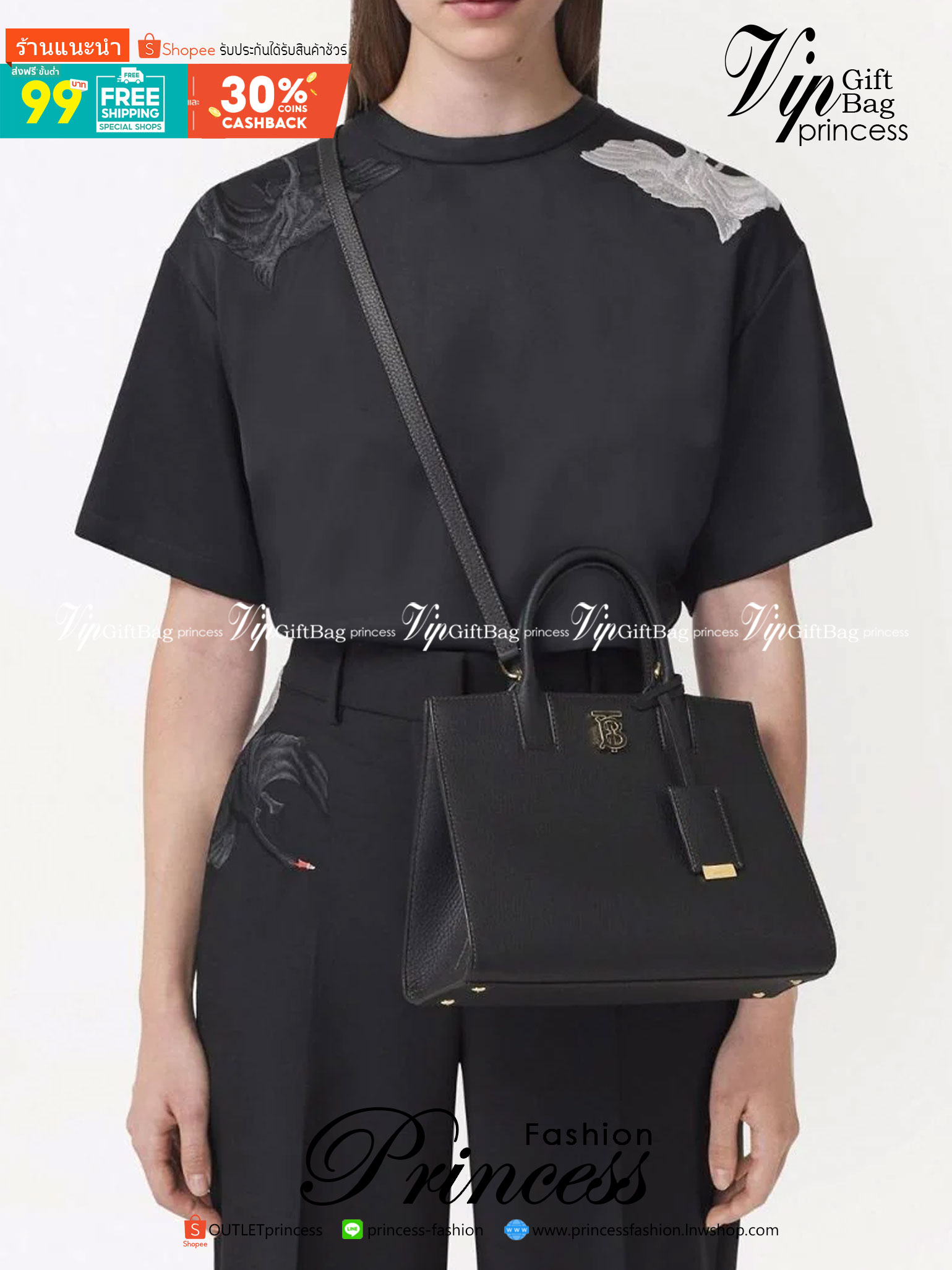 VIP 🥂 Burberry Mini Leather Frances Bag / Burberry shoulder bag กระเป๋าสะพายทรงtote หน้าติดอะไหล่แบรนด์สีทองหรู งานจริงสวยเลอค่ามากๆไม่ผิดหวัง Rare items เด็ดๆแบบนี้ห้ามพลาดนะคะ!