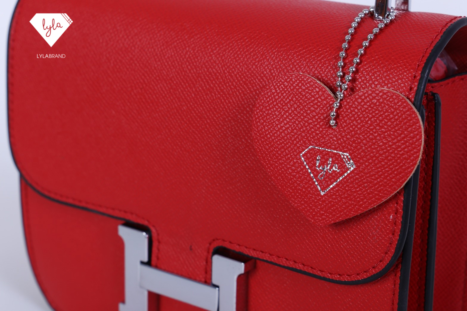 LYLABRAND🔔 Constance ไซต์ 18 สุดฮอต รุ่นนี้หนัง Epsom , PU top premium นะคะ หนังดีเลอค่าน่าสอยมากกก บอกคำเดียวเลยว่าเด็ดสุด !! เหมือนหนังแท้เบอสุดค่ะคูณผู้หญิง ลูกค้าเก่าน่าจะทราบกันดีอยู่แล้วว่าคุณภาพของร้านนี้ต้องมาเป็นอันดับหนึ่งเท่านั้น อิอิ ม