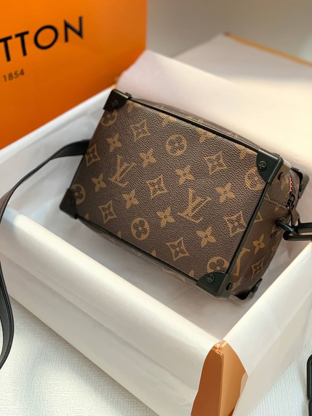 พรีเมี่ยมกิ๊ฟแท้ 100% 】หนังแท้ LOUIS VUITTON MINI SOFT TRUNK MONOGRAM