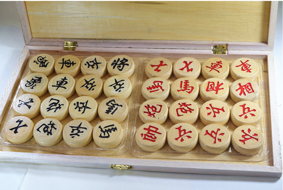 ชุดหมากรุกจีนไม้พร้อมกระดานไม้แบบพับงานไม้รุ่นประหยัด(ขนาดกระดาน 31x34 cm.)