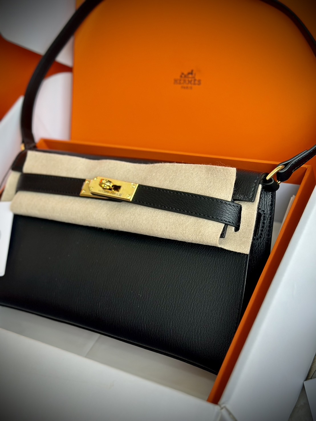 HERMES Kelly Classique To Go wallet swift leather เกรดงานดีสุด กระเป๋าแบรนด์หรูทรงกระเป๋าสตางค์ หนังแท้ เกรดออริ ท็อป สลับแท้ 1:1 ใช้งานต่างประเทศได้