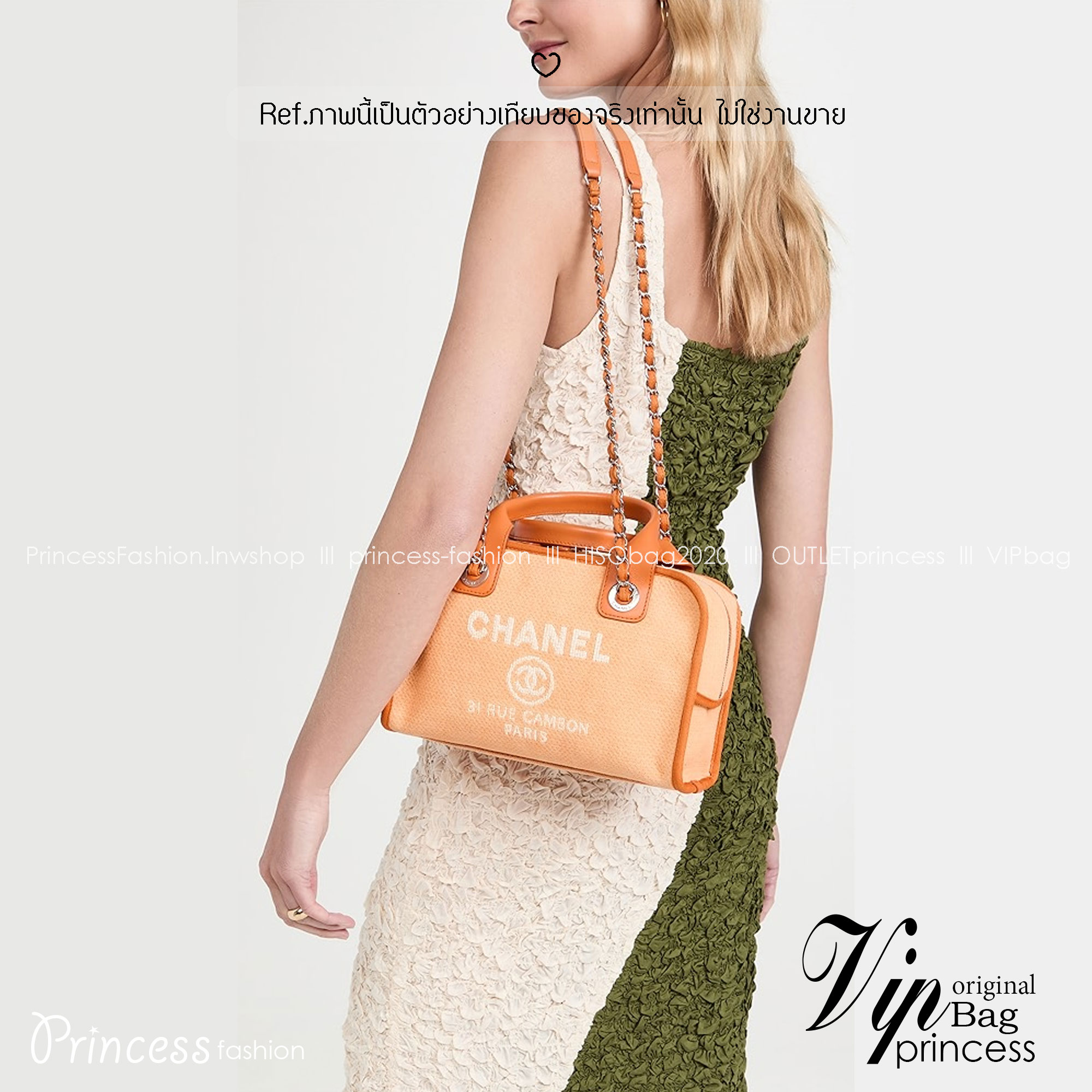 CHANEL Canvas Deauville Bowling Bag กระเป๋าโท้ททรงกล่อง งานเกรดดีสุด หนังแท้และแคนวาสคุณภาพ เหมาะสำหรับใช้ในชีวิตประจำวัน โทนสีใช้งานง่าย พร้อมหูจับในตัวและสายสะพายข้าง งานสวยหรูดูแพงมาก แนะนำค่ะ