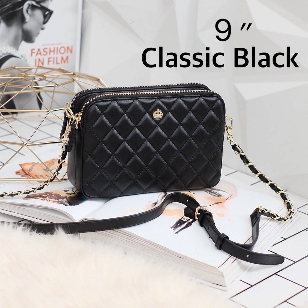 รุ่นขายดี มาเพิ่มแล้วค่า KEEP Carla รุ่นขายดีที่สุด ทรงน่ารักที่สุด รอบนี้หนังลายเรียบตัวใหม่ Microfiber สวย ทน กว่าเดิม 👍ตีตารางขึ้น ฟู นิ่ม สวย ดูแพง สะพายได้ทุกวัน เข้ากับชุดง่ายมาก Must have item !! ❤️#กระเป๋าที่มีสีเดียวไม่เคยพอ Ƕ