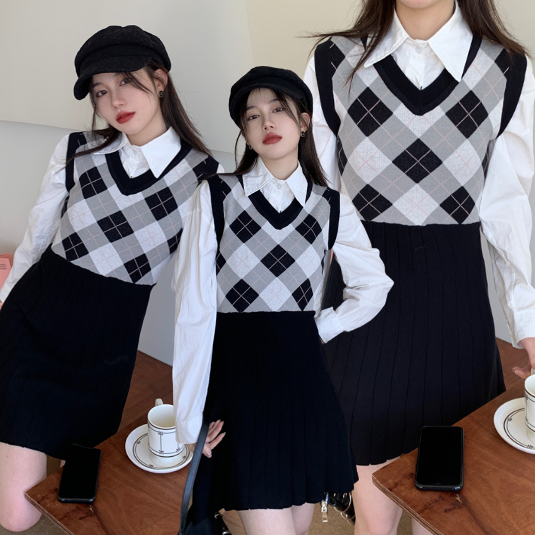 พร้อมส่ง 2 สี 🩰🪔 Janpan dress เดรสสายเดี่ยวไหมพรมแขนกุดผ้าทอลายสวยมาก (IN38218)