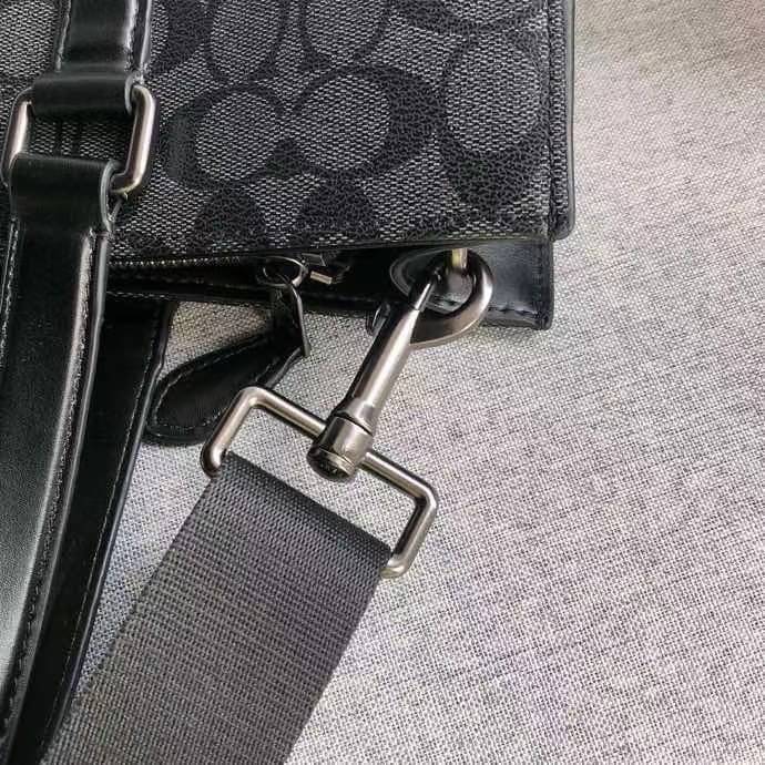 COACH GRAHAM STRUCTURED TOTE IN SIGNATURE CANVAS WITH VARSITY STRIPE C3232