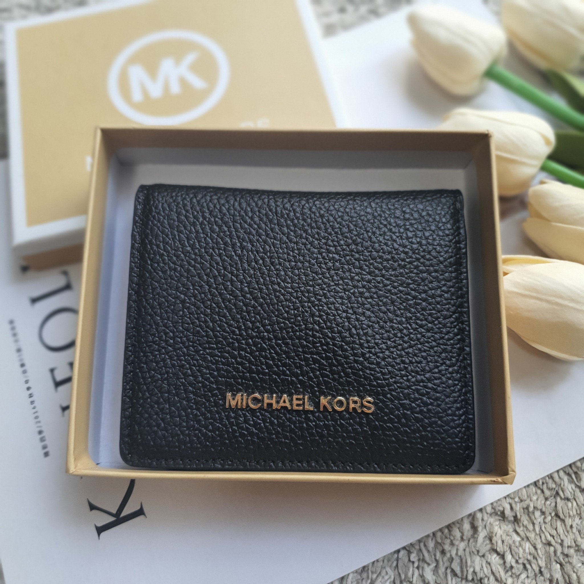 MICHEAL KORS SMALL WALLET กระเป๋าสตางค์สุดคลาสสิค ขนาดกระทัดรัดเหมาะกับการพกพา