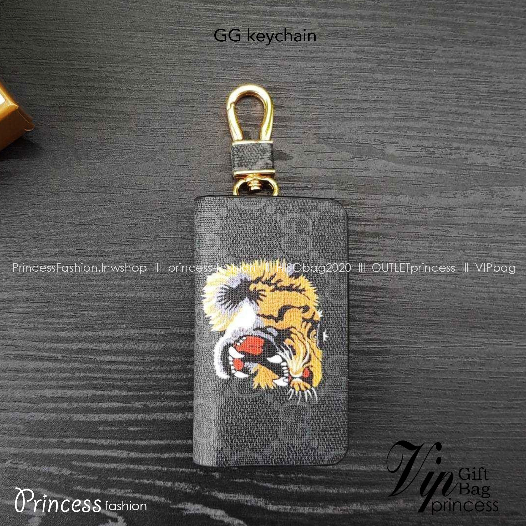 GUCCI Keychain กระเป๋าพวงกุญแจสุดหรูหรา ที่จะทำให้การหากุญแจรถยนต์ของคุณเป็นเรื่องง่าย ขนาดกระทัดรัด หยิบจับง่าย