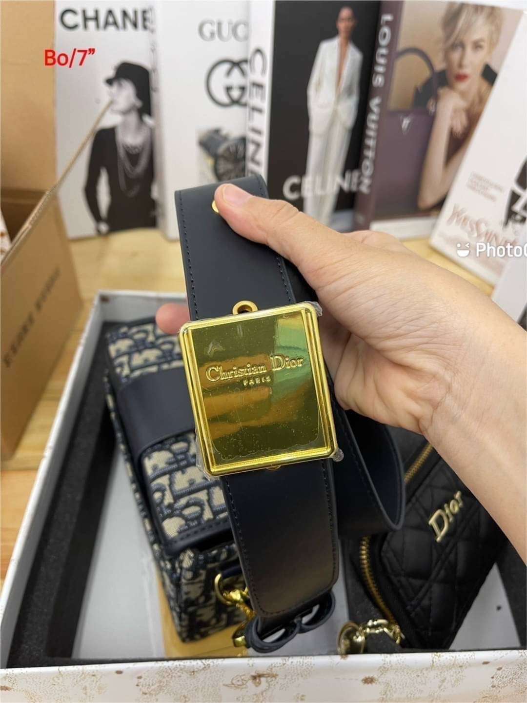 DIOR SET BAG / DIOR 30 Montaigne Bag / DIOR ANAGRAM BOX SET / CD LIMITED EDITION GIFT BOX WITH GOLD STAR BOUTIQUE SET พร้อมเสิร์ฟครบชุด แรร์ไอเท็ม ที่ถูกรวมไว้ในหนึ่งเดียว กับ gift box limited จัดให้ทั้งกระเป๋าสะพายสุดหรู กระเป๋าสตางค์ใบสั้นรุ่นคลาสสิค แล