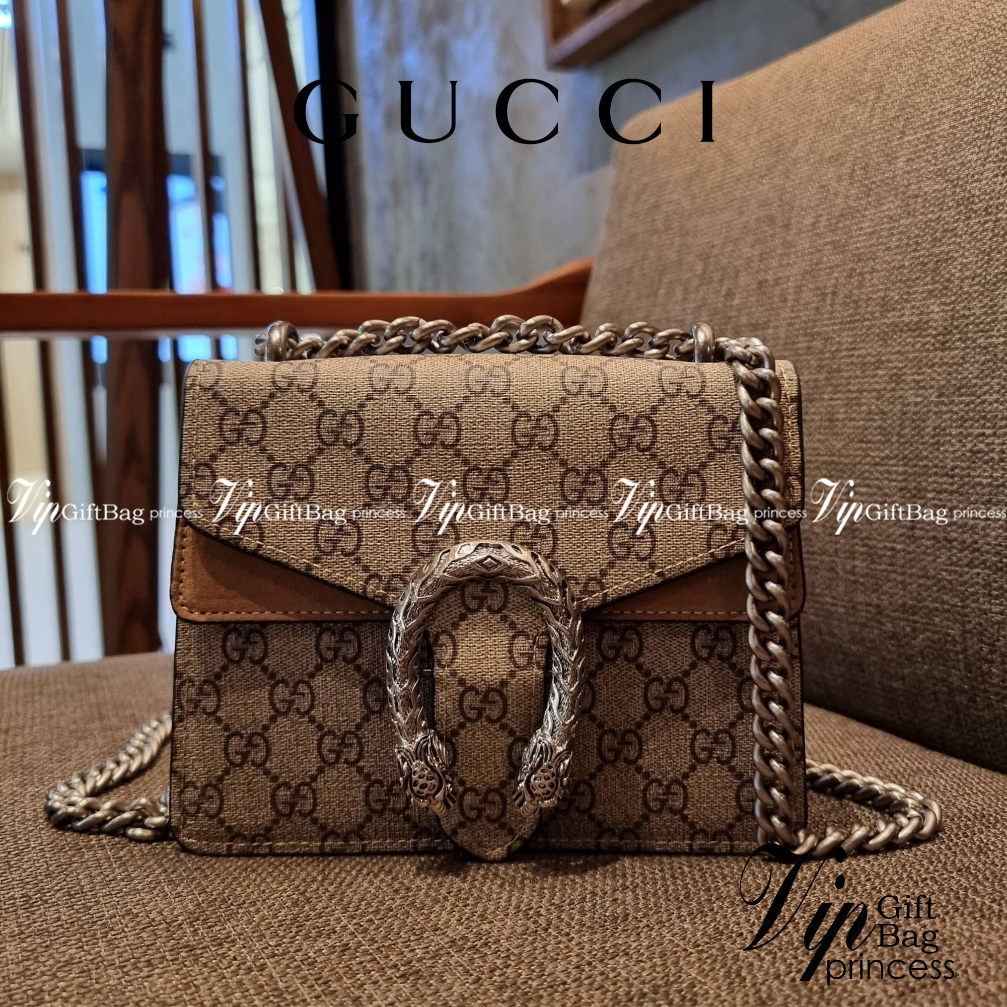 Gucci Mini Dionysus GG Shoulder Bag น้องมินิ ไซส์เล็กสุดเลิศ จัดให้แล้วจ้า!! ฮอตสุดไม่มีใครเกิน สวยจริงไม่ทิพย์!! GC CROSSBODY BAG WITH GWP สุดคุ้มกับกระเป๋าสะพายรุ่นที่สาวๆต้องไม่พลาด!! ดึงดูดและสะกดสายตาด้วยอะไหล่ดีเทลหรูรูปหัวสิงโต วัสดุหนังแคนวาส ทนทา