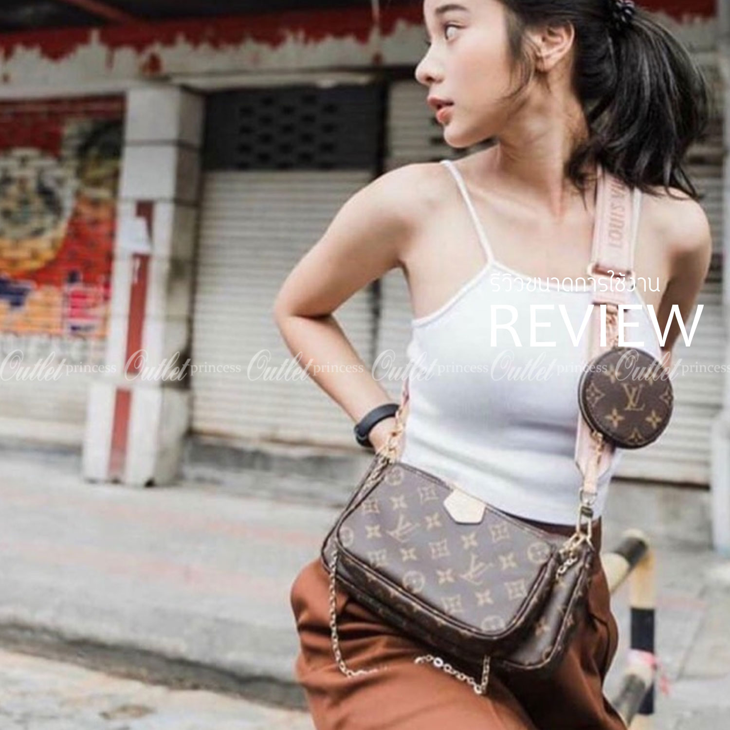 LV Multi Pochette Accessoires Monogram 3in1 เกรดออริจินอล กระเป๋าสะพายมัลติฟังก์ชั่น สุดฮอต สาวๆคลั่งกันหนักมาก ดีงาม ดีไซน์คลาสสิควินเทจ โดดเด่นด้วยดีเทลกระเป๋า 3 ใบ ขนาดกำลังสวย ประหยัดพื้นที่ เพราะเก็บแบบซ้อนใบด้านในได้ วัสดุหนังแคนวาส มาพร้อมสายคล้องโ