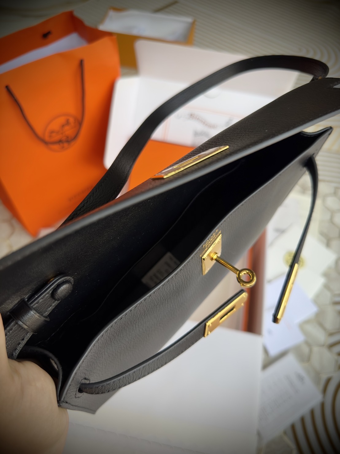 HERMES Kelly Classique To Go wallet swift leather เกรดงานดีสุด กระเป๋าแบรนด์หรูทรงกระเป๋าสตางค์ หนังแท้ เกรดออริ ท็อป สลับแท้ 1:1 ใช้งานต่างประเทศได้