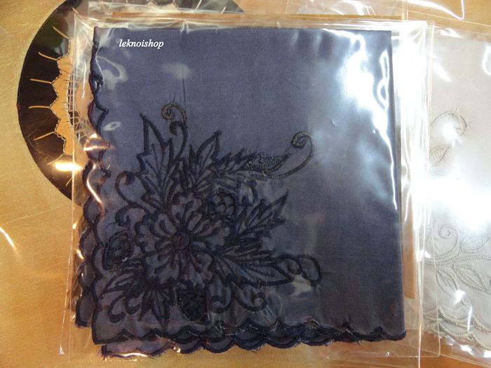 ผ้าเช็ดหน้าผ้าไหมปักลาดดอกไม้ TE 00060