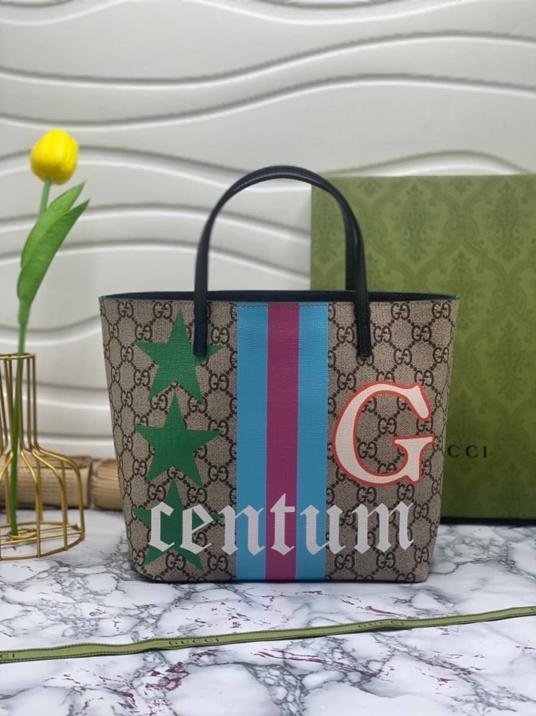VIP 】Animal-Friendly Gucci Kid GG Supreme Tote Bag งานหนังแท้ทรงตั้งสวย ขนาดกะทัดรัด จุของได้เยอะ ใช้ได้ทั้งเด็กและผู้ใหญ่ น่ารักมากค่ะ **ขายดีตลอดกาล**