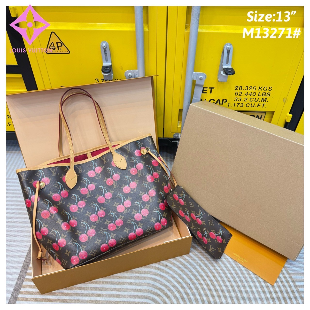 LV Neverfull Takashi Murakami Cerises 🍒🍒 กระเป๋าสะพายทรงโท้ทใบใหญ่ มาพร้อมใบลูก ดีไซน์ใหม่สุดฮิต แต่งแต้มลายเชอรี่สดใส สีสันโดดเด่นไม่ซ้ำใคร