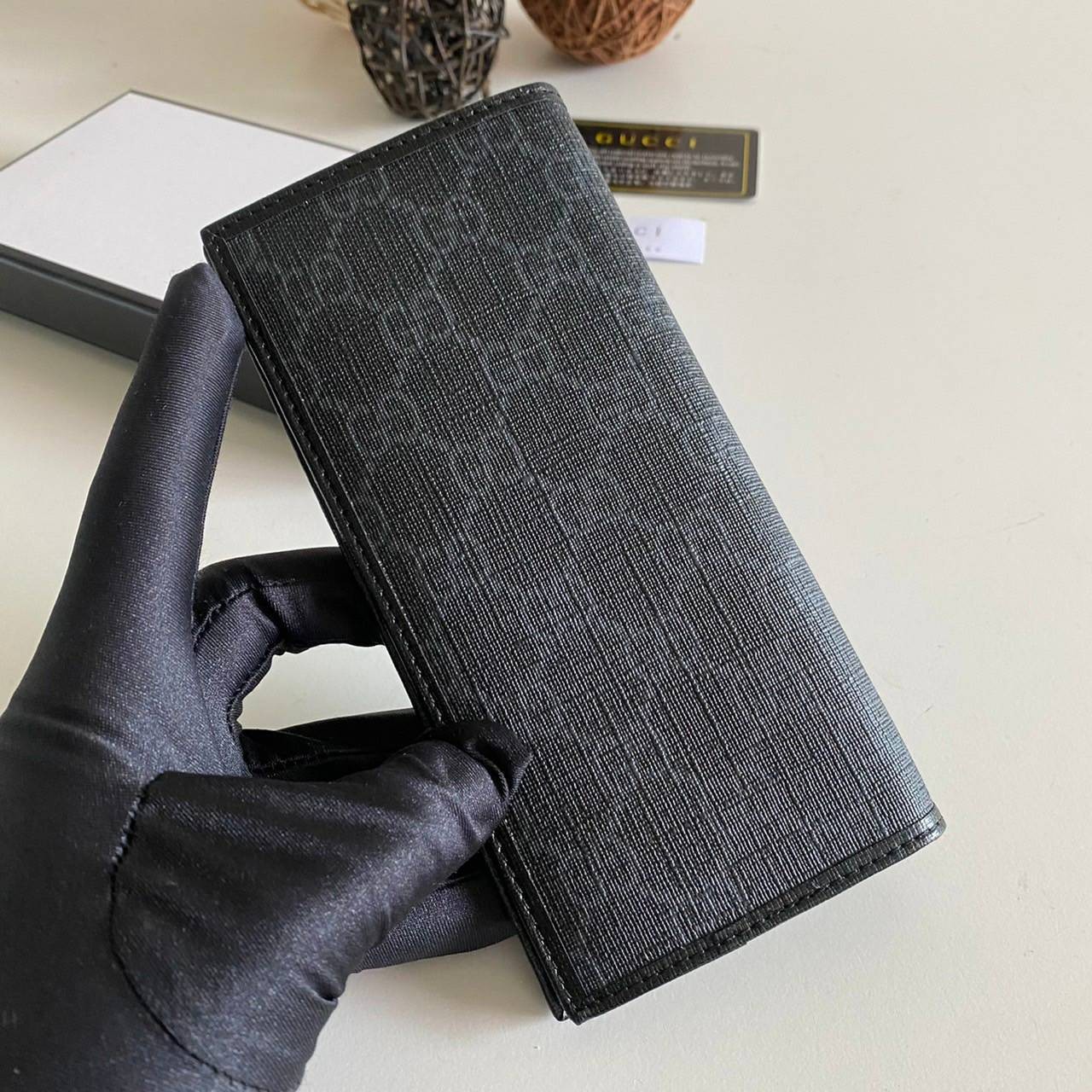 VIP 】Gucci Wallet long กระเป๋าสตางค์ใบยาวสำหรับผู้ชาย งานหนังแท้ รุ่นพิเศษครบเซ็ท ราคาคุ้มที่สุด ต้อนรับปีแห่งความปัง!! เอ็กซ์คลูซีฟมาก!!