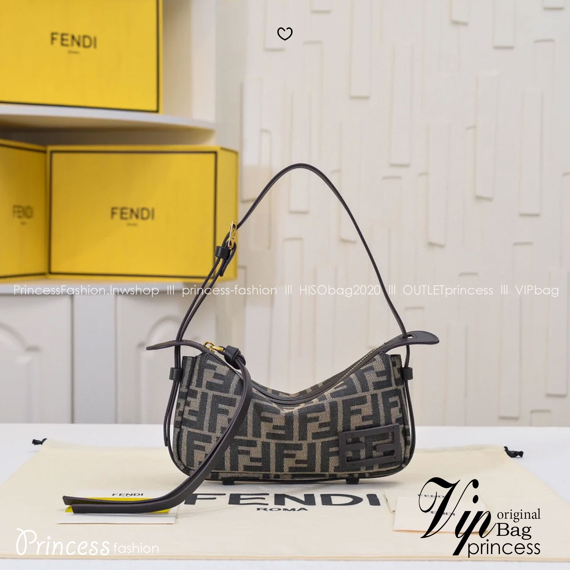 FENDI Simply Mini FF jacquard fabric bag กระเป๋าสะพายไซส์เล็ก กึ่งคลัทช์ มาพร้อมสายสะพายยาว จะถือใบเดี่ยวหรือสะพายข้าง ก็สวยเก๋ ไม่ซ้ำใคร