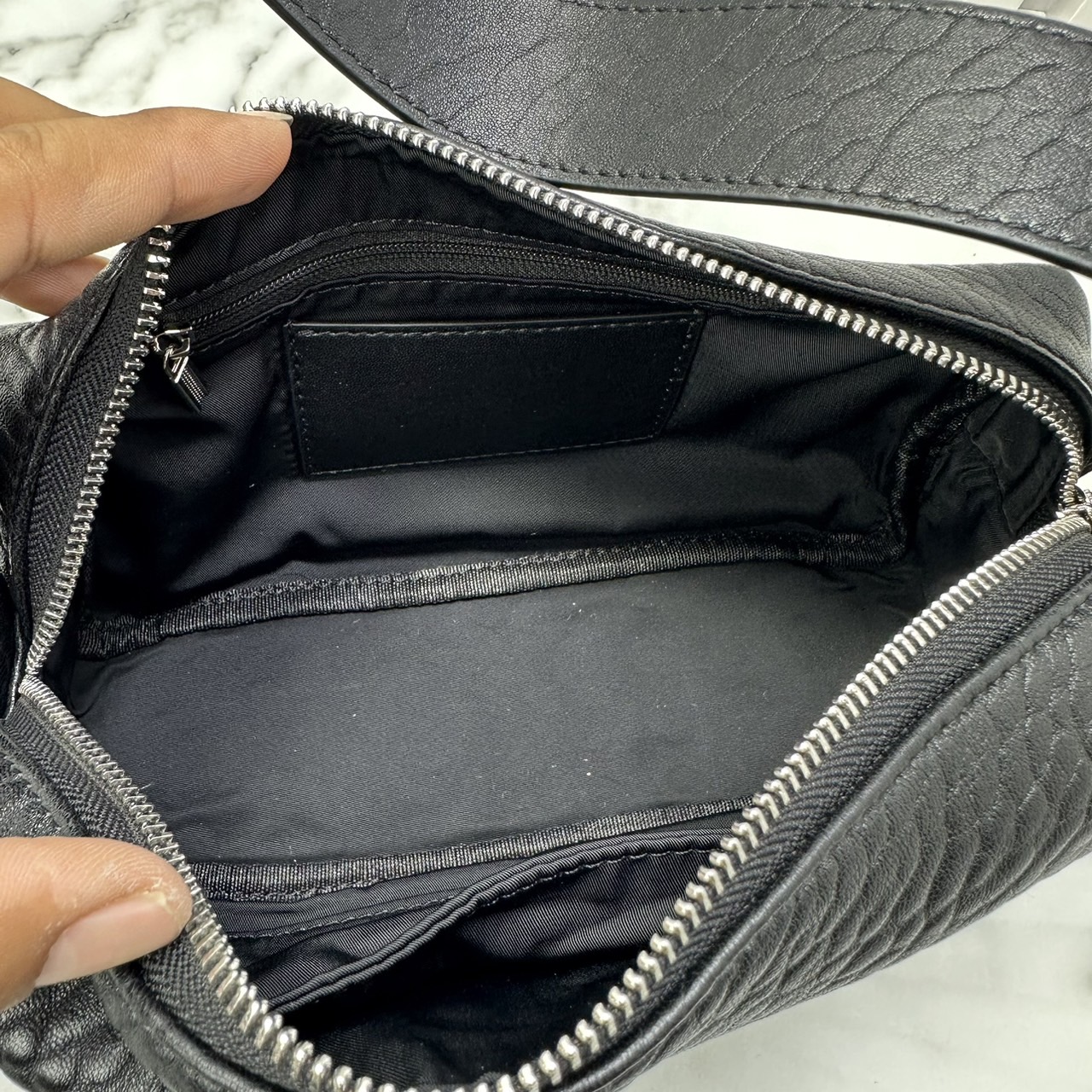 Alexander Wang Small Ricco Pebbled Bag / Ricco Bag กระเป๋าสุดเท่แฝงความหรูดูรวยต้องแบรนด์นี้เลยค่ะ งานหนังสวยดีไซส์ทันสมัย เกรดออริ 1:1