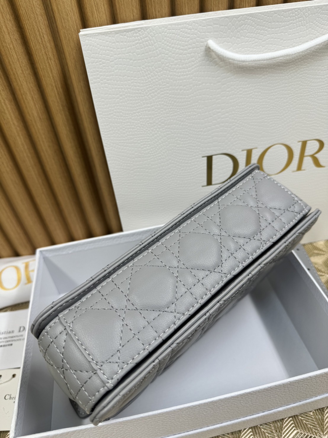 พร้อมส่ง 6 สี Small Dior Jolie Top Handle Bag 22cm กระเป๋าสะพาย เกรดออริ สลับแท้ 1:1 ใช้ต่างประเทศได้