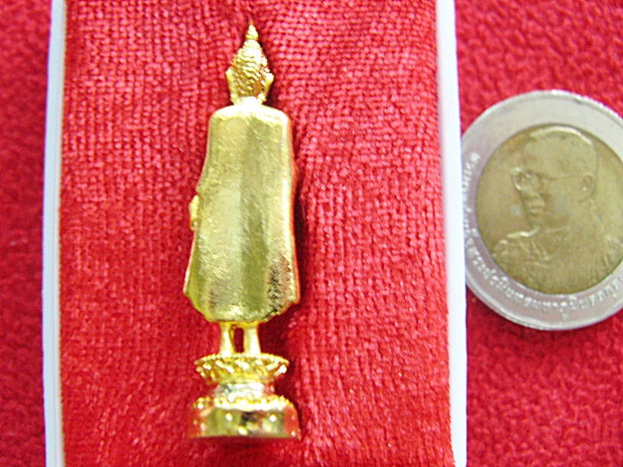 สินค้าหมดค่ะ องค์พระร่วงโรจนฤทธิ์ วัดพระปฐมเจดีย์ จ.นครปฐม พร้อมกล่องเดิมค่ะ