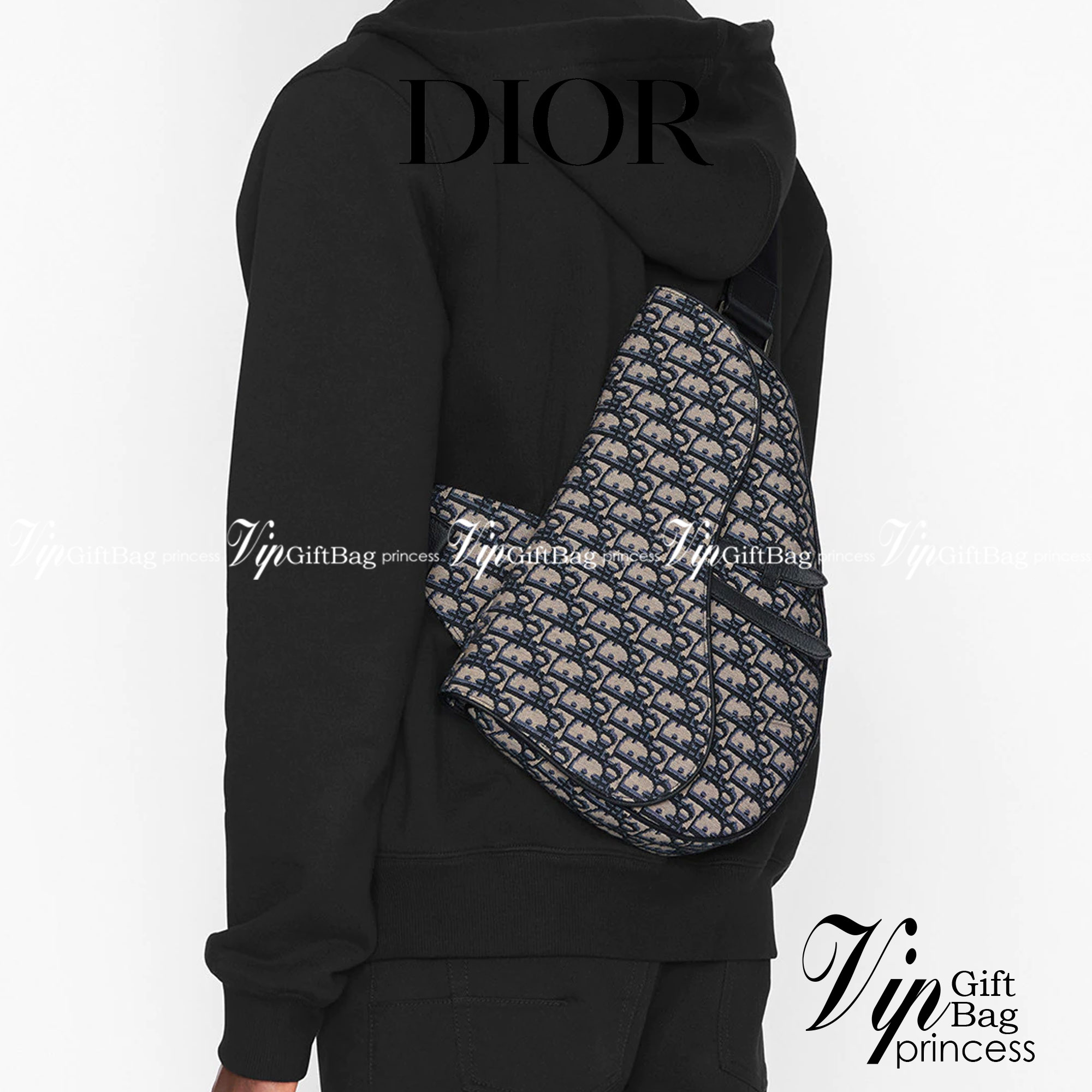 หนังแท้ DIOR MAXI SADDLE BAG Beige and Black Dior Oblique Jacquard พร้อมส่งที่ไทย งานหนังแท้และผ้าแจ็คการ์ดออริจินอล ภาพสินค้าถ่ายจากงานขายจริง ใช้งานต่างประเทศได้