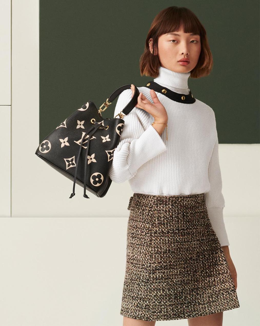 LV NeoNoe MM Monogram Flower กระเป๋าสะพายทรงบัคเก็ตเสน่ห์ชวนหลงใหล อีกหนึ่งรุ่นท็อปฮิต ที่ไม่มีไม่ได้จริงๆ