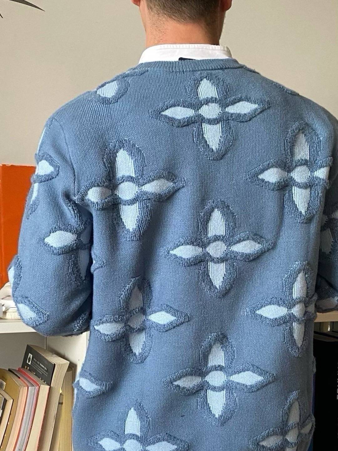 TOP ORI | LV SWEATER เสื้อสเวตเตอร์งานแบรนด์ เนื้อผ้าอย่างดีงานนำเข้าจากโรงงานเทียบแบรนด์ เกรดท็อปออริจินอล เกรดดีสุด เทียบแท้ พร้อมป้ายแท็ก