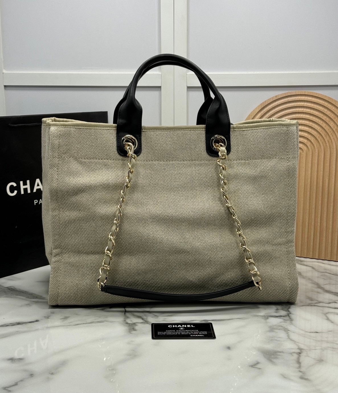 ORI หนังแท้ | Chanel Deauville Tote Bag กระเป๋าสะพายทรงโท้ทช้อปปิ้ง ใบใหญ่ ภายในโล่งกว้าง จุของได้เยอะ