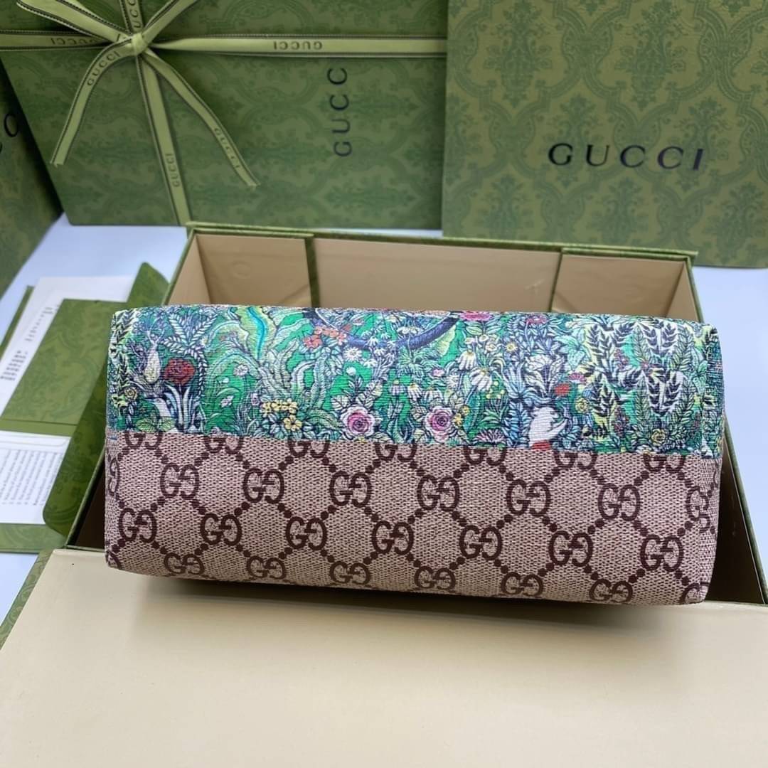 VIP 】Animal-Friendly Gucci Kid Tote Bag งานหนังแท้ทรงตั้งสวย ขนาดกะทัดรัด จุของได้เยอะ ใช้ได้ทั้งเด็กและผู้ใหญ่ น่ารักมากค่ะ **รุ่นขายดีตลอดกาล**