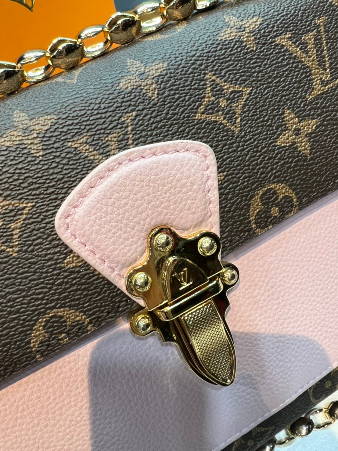 หนังแท้ LOUIS VUITTON VICTOIRE BAG พร้อมส่งที่ไทย