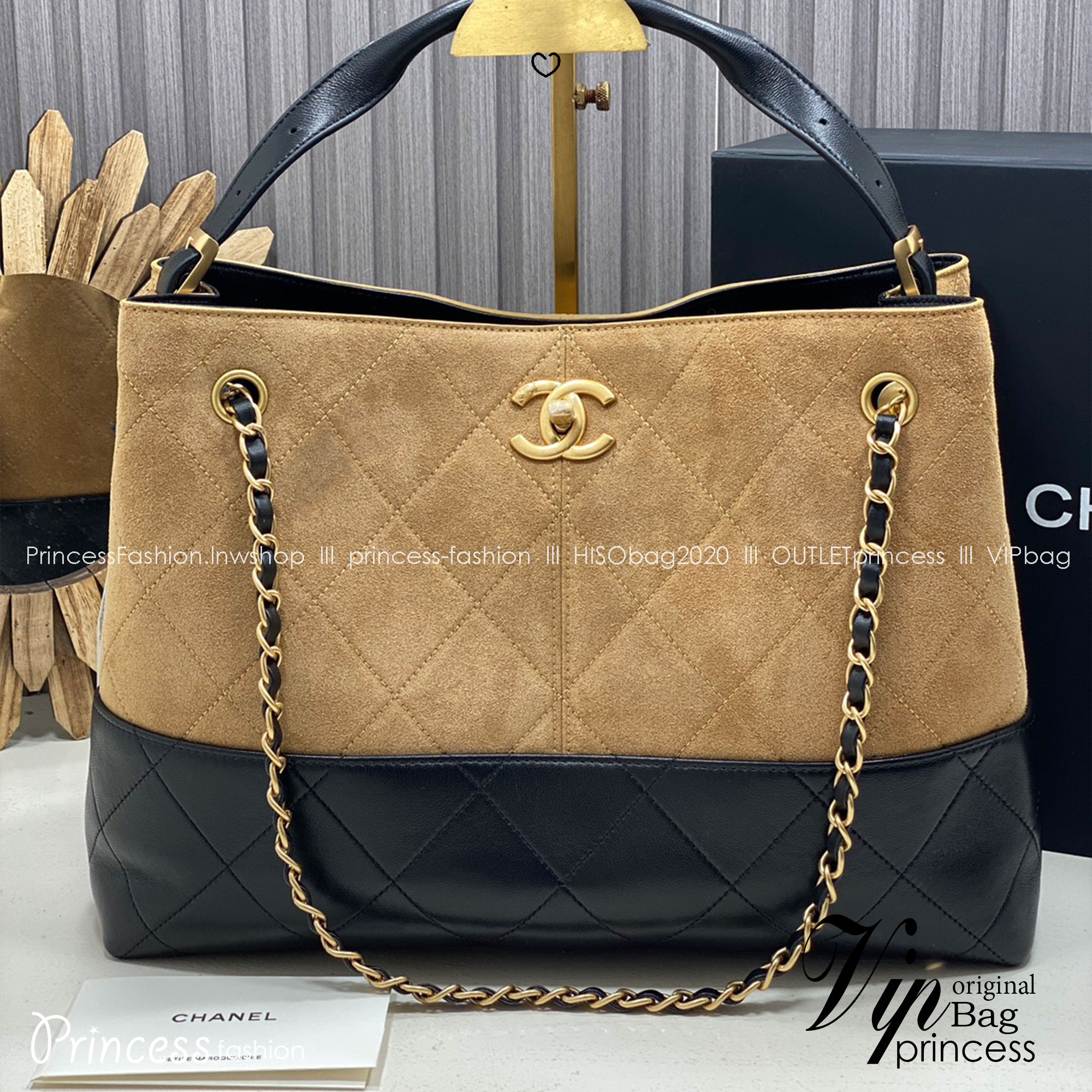 ORI หนังแท้ | CHANEL Shopping Bag 25A Suede Bag กระเป๋าสะพายทรงโท้ท ดีไซน์ใหม่หนังกำมะหยี่โทนน้ำตาล ใช้งานง่าย สวยหรูดูแพง ฐานหนังแท้สีดำตัดอย่างลงตัว