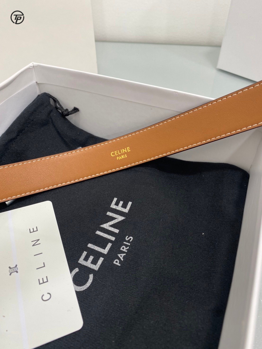 CELINE Belt Leather / CELINE Triomphe Belt in Smooth Calfskin พร้อมส่ง เข็มขัดเซลีน มีเส้นเดียวใช้ได้ทั้งปี ไม่ว่าลุคไหนๆ เส้นเดียวเอาอยู่ งานหนังเรียบสวยมาก แนะนำค่ะ