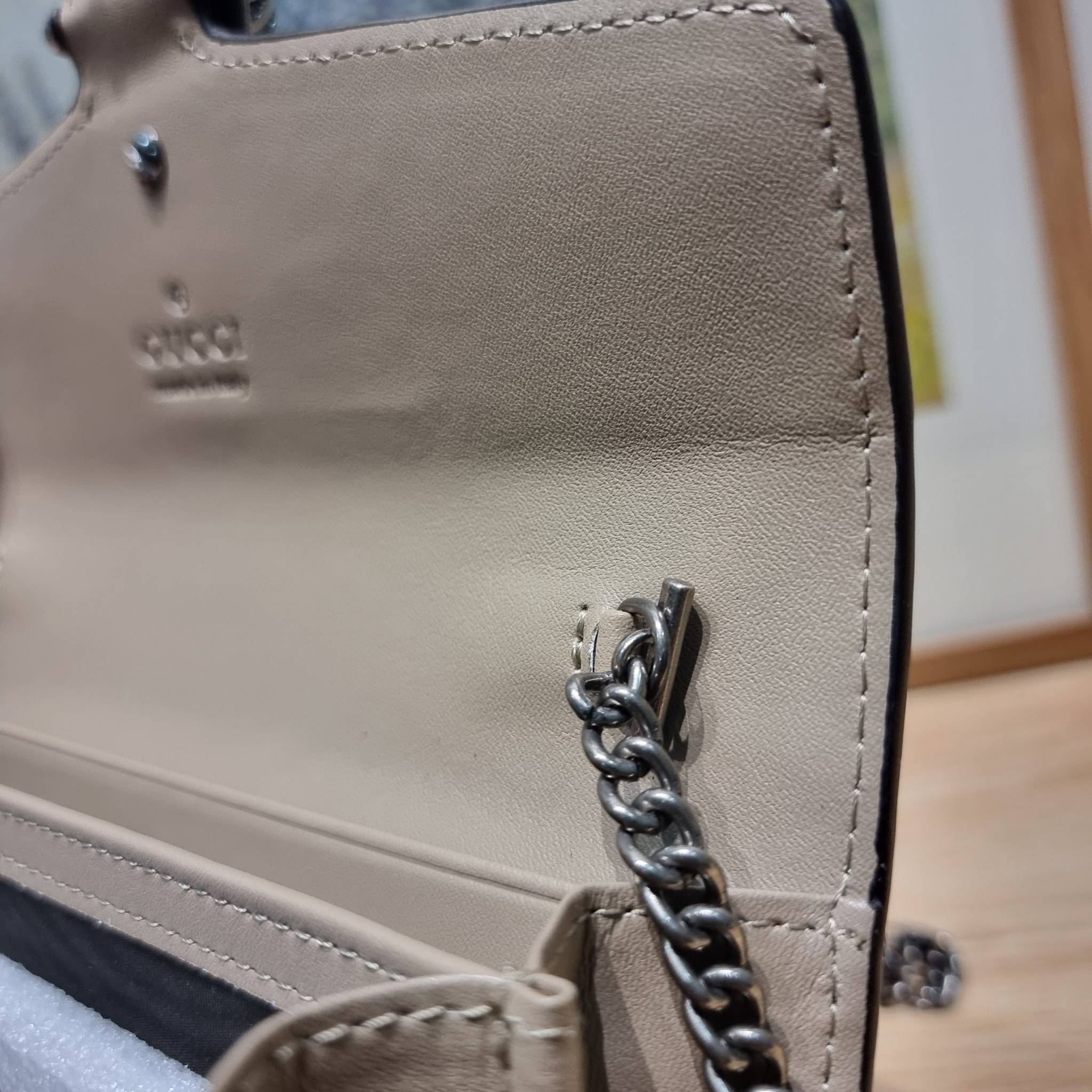 Dionysus GG Supreme chain wallet / Gucci woc dionysus chain bag พร้อมส่ง กระเป๋าสะพาย crossbody คลาสสิควินเทจ ดึงดูดและสะกดสายตาด้วยอะไหล่ดีเทลหรูรูปหัวสิงโต ถือเป็นคลัชท์ หรือสะพายก็อัพลุคหรูได้อีก