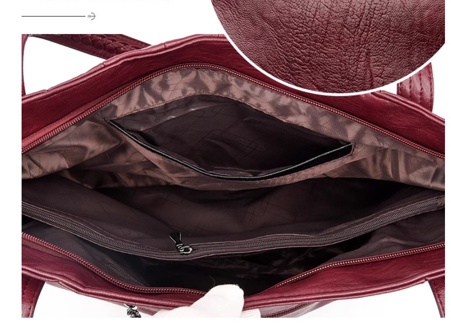 กระเป๋าสะพายข้าง กระเป๋าผู้หญิง หนังแกะ หนังนิ่ม สีดำ เงาสวย กระเป๋าถือ ใบใหญ่ ปากกว้าง แบบมีดีไซน์ ใส่ของได้เยอะ 382929