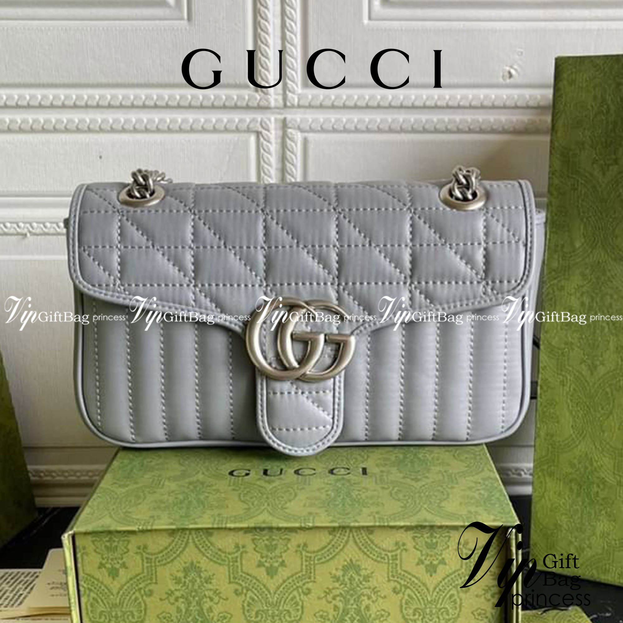 หนังแท้ 26cm GUCCI GG Marmont leather shoulder bag แบบใหม่ล่าสุด ราคานี้หนังแท้คือคุ้มมากเลยค่าสาวๆ ต้องจัดแล้วน้าา ยกระดับความหรูให้กับตัวเองกันหน่อย ด้วยกระเป๋ารุ่นนี้!! ครอสบอดี้ที่ดีไซน์หรู อัพเลเวล ในราคาที่จับต้องได้ พร้อมเสิร์ฟความสวยตรงถึงบ้านแล้ว