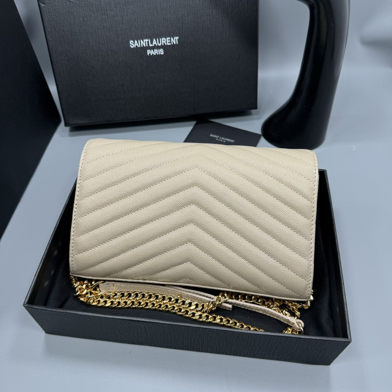 YSL Woc 9 Wallet on chain / YSL Clutch Bag 9" กระเป๋าสะพายรุ่นยอดนิยม เกรดหนังคาเวียร์สวยเต็มใบ เกรดออริ 1:1 ใช้งานต่างประเทศได้