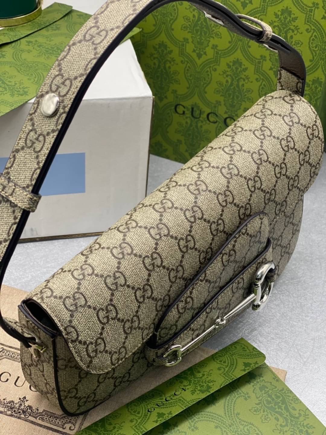 GUCCI HORSEBIT 1955 SMALL SHOULDER BAG กระเป๋าสะพายถือหรือสะพายไหล่ แคนวาสสวยอย่างดี เกรดท็อปออริจินอล 1:1 เกรดดีสุด สลับแท้