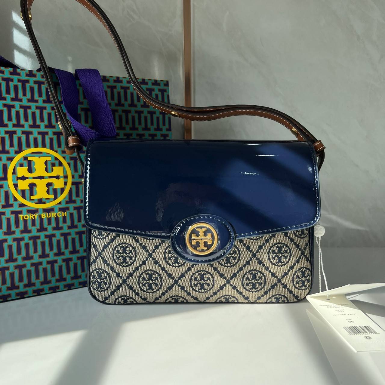 Tory Burch Robinson T Monogram Convertible Shoulder Bag กระเป๋าสะพาย เกรดท็อปออริ เกรดดีสุด สลับแท้ 1:1 ใช้ต่างประเทศได้