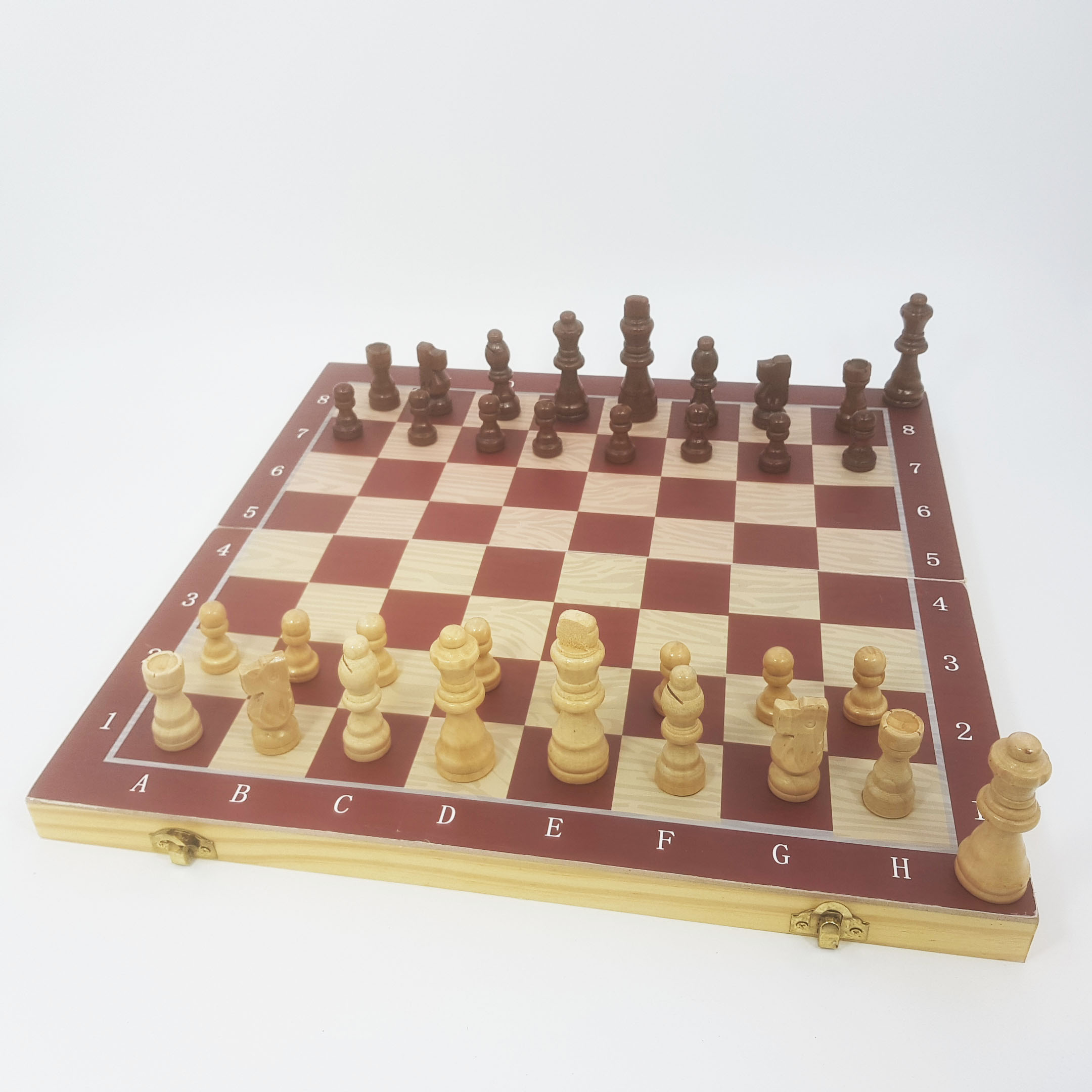 ชุดหมากรุกสากลกระดานพกพาพับได้แบบตัวไม้กระดานไม้ ตัวหมากเป็นแม่เหล็ก