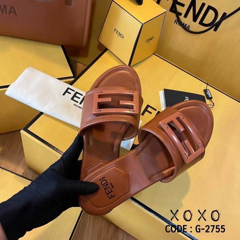 Fendi Sandals แตะฉลุโลโก้ งานชนช้อป งานจริงสวยมาก แอดมินบอกเลยต้องมี แมทส์ชุดง่าย น้ำกนักเบา
