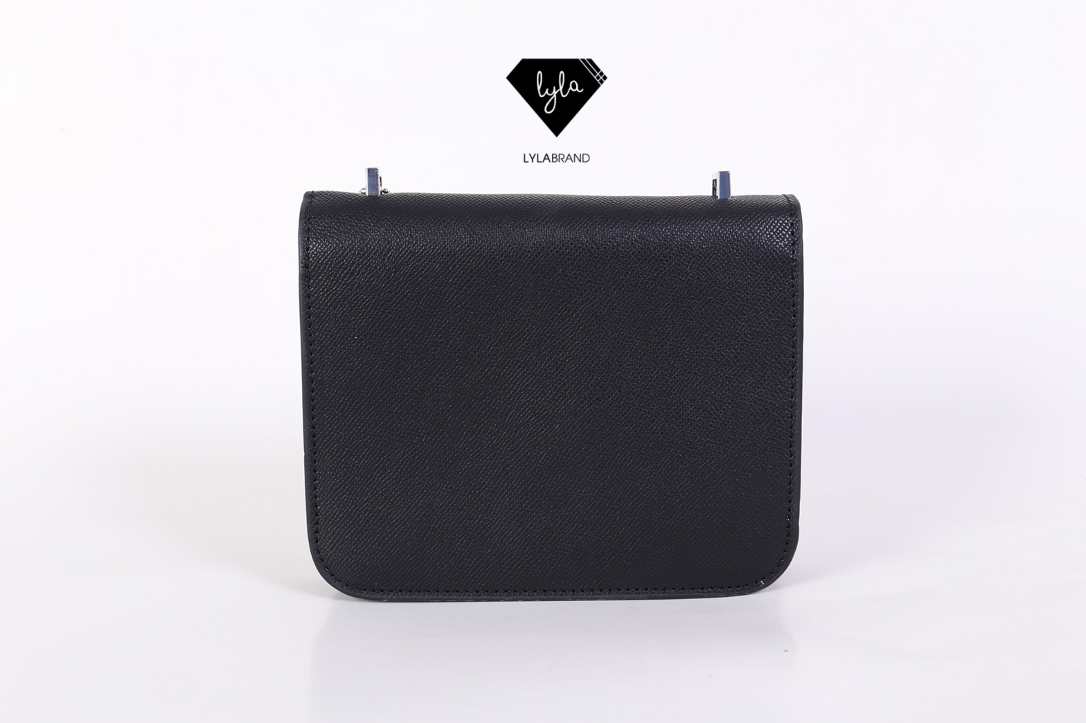 LYLABRAND🔔 Constance ไซต์ 18 สุดฮอต รุ่นนี้หนัง Epsom , PU top premium นะคะ หนังดีเลอค่าน่าสอยมากกก บอกคำเดียวเลยว่าเด็ดสุด !! เหมือนหนังแท้เบอสุดค่ะคูณผู้หญิง ลูกค้าเก่าน่าจะทราบกันดีอยู่แล้วว่าคุณภาพของร้านนี้ต้องมาเป็นอันดับหนึ่งเท่านั้น อิอิ ม